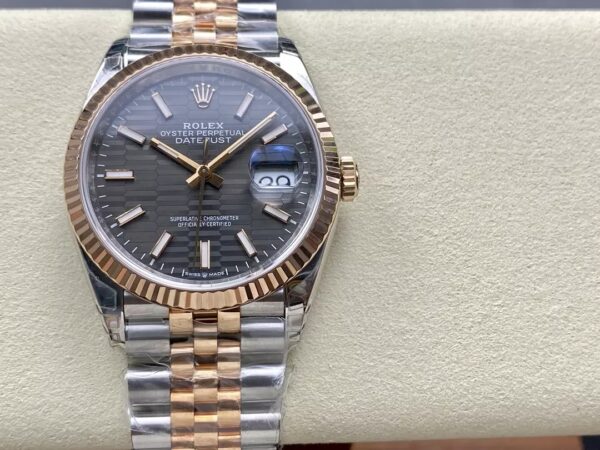 ĐỒNG HỒ ROLEX DATEJUST 126233 REPLICA MẶT XẾP GẠCH XÁM NHÀ MÁY VS 36MM