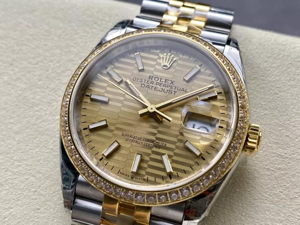 ĐỒNG HỒ ROLEX DATEJUST 126238 REPLICA MẶT GẠCH NIỀNG ĐÁ VSF 36MM