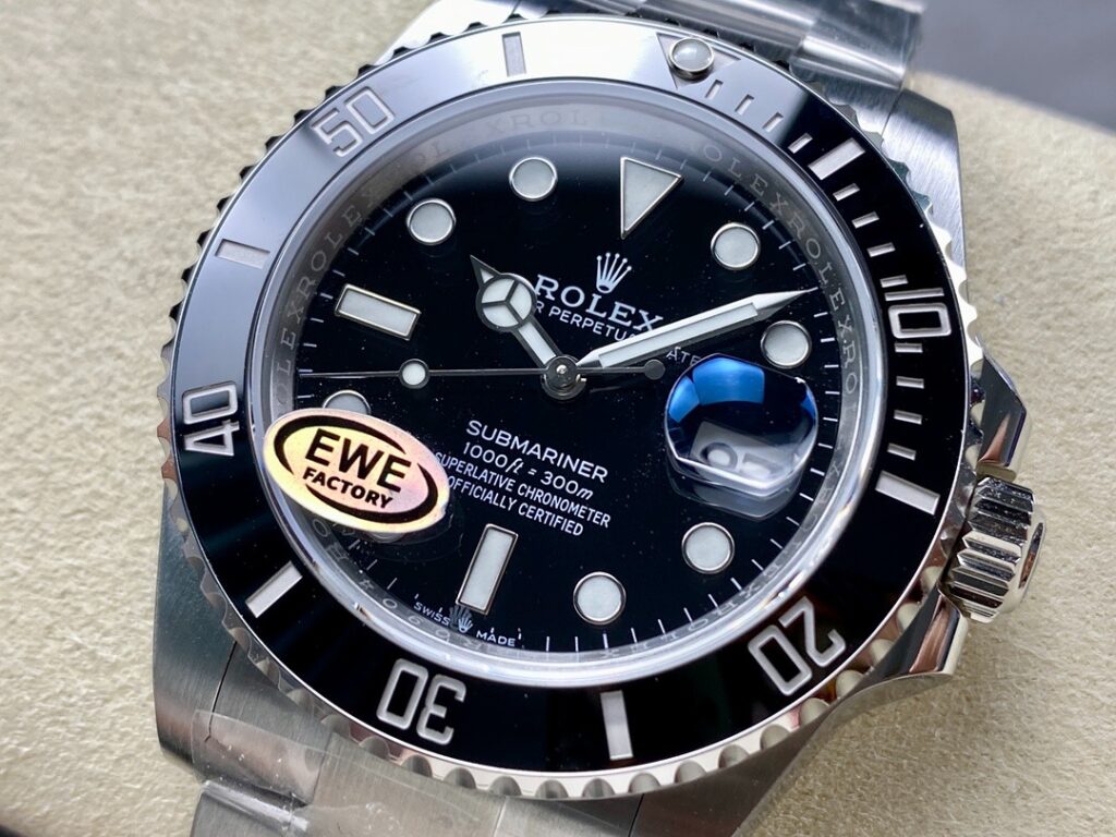 ĐỒNG HỒ ROLEX SUBMARINER REPLICA DATE MẶT ĐEN NHÀ MÁY EWE 40MM 