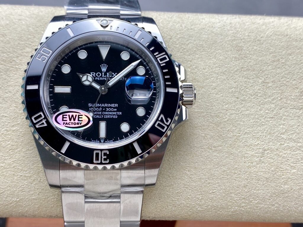 ĐỒNG HỒ ROLEX SUBMARINER REPLICA DATE MẶT ĐEN NHÀ MÁY EWE 40MM 