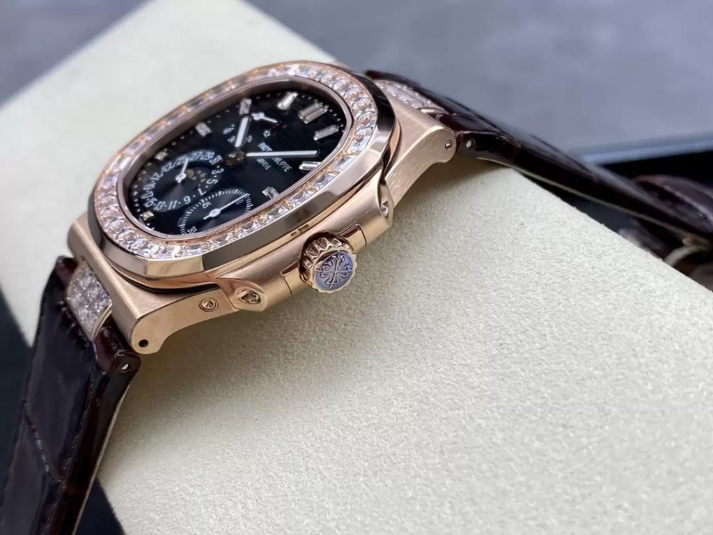 ĐỒNG HỒ PATEK PHILIPPE 5724R REPLICA 11 MẶT ĐEN MẠ VÀNG NHÀ MÁY GR 41MM