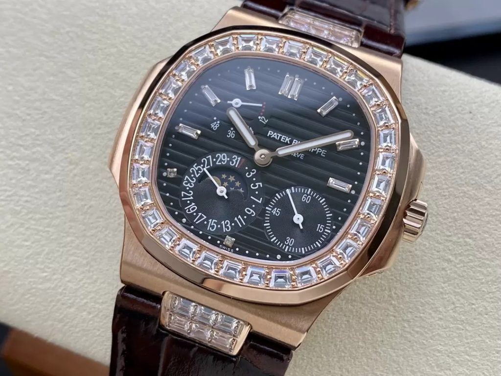 ĐỒNG HỒ PATEK PHILIPPE 5724R REPLICA 11 MẶT ĐEN MẠ VÀNG NHÀ MÁY GR 41MM