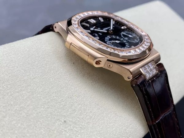 ĐỒNG HỒ PATEK PHILIPPE 5724R REPLICA 11 MẶT ĐEN MẠ VÀNG NHÀ MÁY GR 41MM