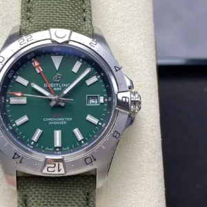 ĐỒNG HỒ BREITLING 1884 AVENGER GMT REPLICA MẶT XANH GREEN NHÀ MÁY BLS 44MM