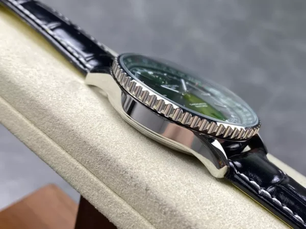 ĐỒNG HỒ BREITLING NAVITIMER FAKE 11 MẶT XANH GREEN NHÀ MÁY BLS 41MM (1)