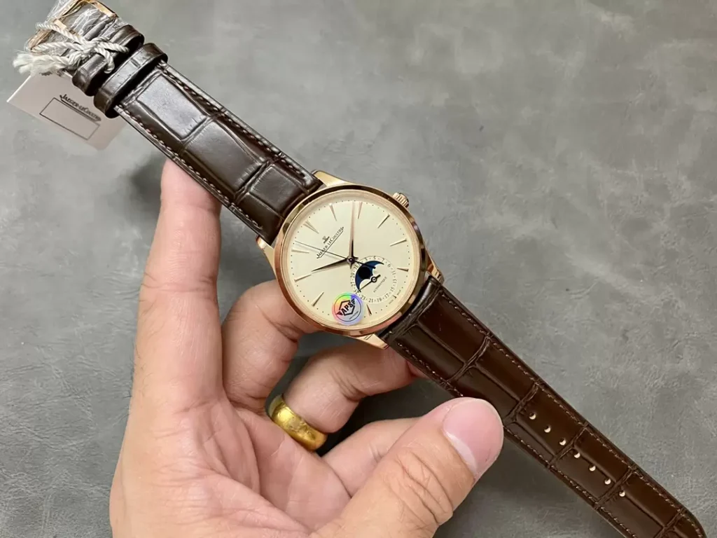 ĐỒNG HỒ JAEGER-LECOULTRE FAKE 11 MẠ VÀNG HỒNG MOON PHASE NHÀ MÁY APS 39MM (1)