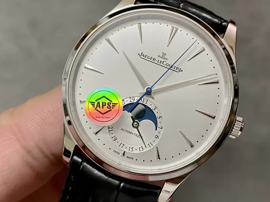 ĐỒNG HỒ JAEGER-LECOULTRE MẶT TRẮNG REPLICA DÂY DA ĐEN NHÀ MÁY APS 39MM (1)