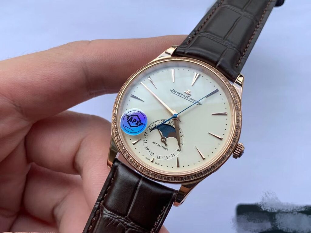 ĐỒNG HỒ JAEGER-LECOULTRE MOON PHASE REPLICA MẠ VÀNG HỒNG NIỀNG ĐÁ APS 39MM (1)