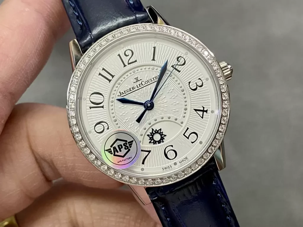 ĐỒNG HỒ JAEGER-LECOULTRE RENDEZ-VOUS NIỀNG ĐÁ REPLICA NHÀ MÁY APS 34MM