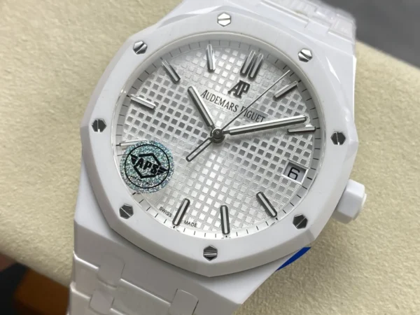 ĐỒNG HỒ AUDEMARS PIGUET ROYAL OAK 15500ST REPLICA GỐM TRẮNG NHÀ MÁY APS 41MM (1)
