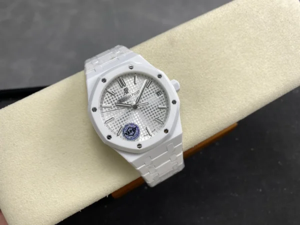 DONG HO AUDEMARS PIGUET ROYAL OAK 15500ST REPLICA GOM TRANG NHA MAY APS 41MM 8