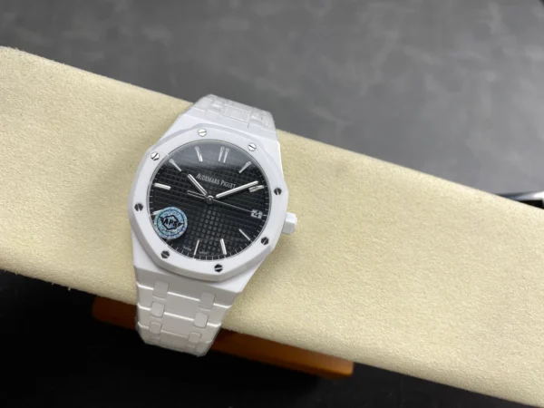 ĐỒNG HỒ AUDEMARS PIGUET ROYAL OAK 15500ST REPLICA VỎ GỐM MẶT SỐ ĐEN NHÀ MÁY APS 41MM (1)