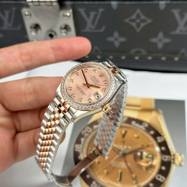 ĐỒNG HỒ ROLEX DATEJUST NỮ REPLICA MẶT HỒNG VIỀN ĐÍNH ĐÁ NHÀ MÁY THB 31MM (1)
