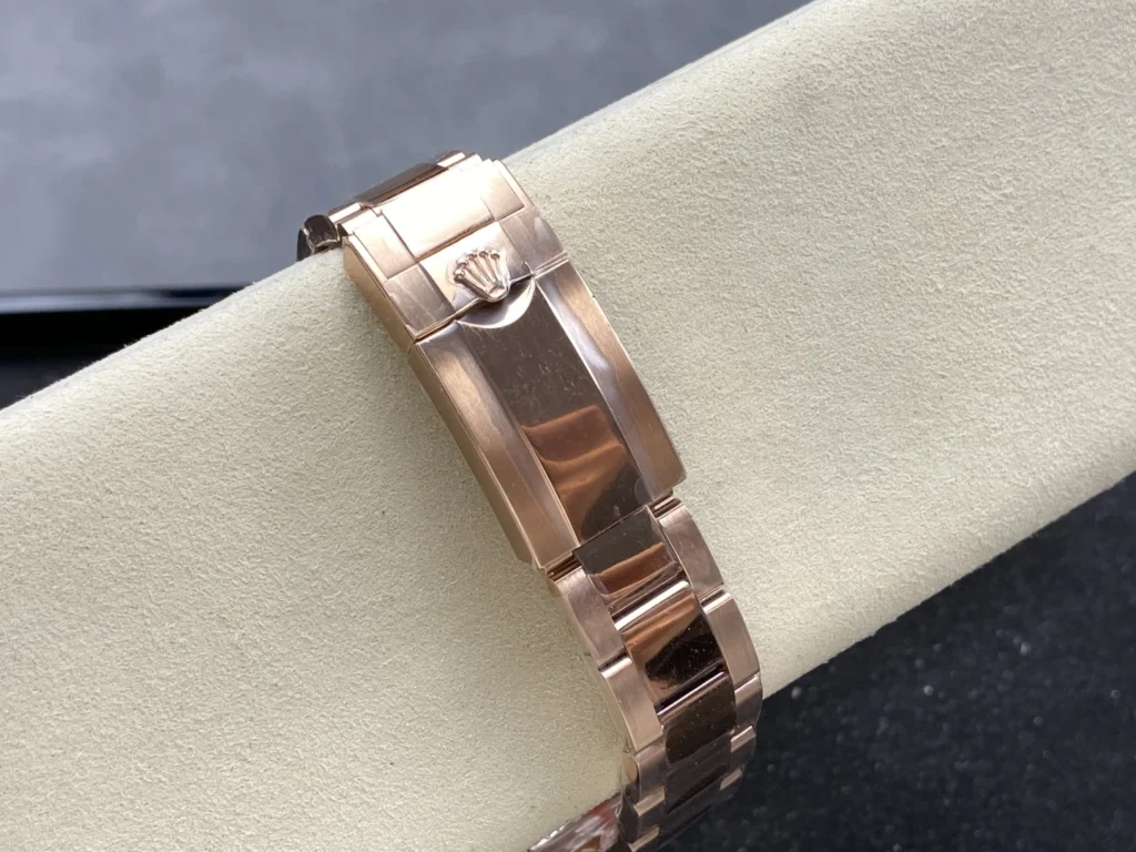 ĐỒNG HỒ ROLEX DAYTONA MẶT SỐ NÂU REPLICA DÂY ĐEO THÉP NHÀ MÁY Q 40MM (1)