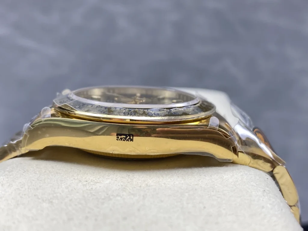 ĐỒNG HỒ ROLEX DAYTONA REPLICA MẶT SỐ MÀU XANH LÁ NHÀ MÁY Q 40MM (1)