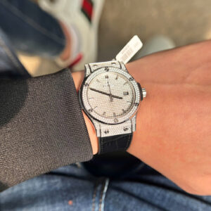 Đồng Hồ Hublot Classic Fusion Diamonds Pavé Đính Full Kim Cương Moissanite Hong Kong 42mm (7)