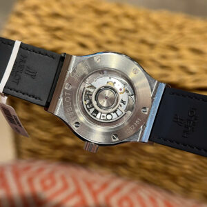 Dong Ho Hublot Classic Fusion Diamonds Pave Dinh Full Kim Cuong Moissanite Hong Kong 42mm 3