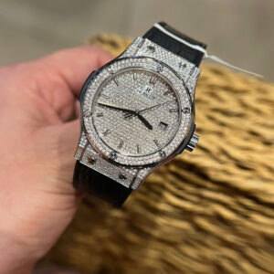 Đồng Hồ Hublot Classic Fusion Diamonds Pavé Đính Full Kim Cương Moissanite Hong Kong 42mm (7)