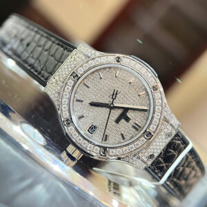 Đồng Hồ Hublot Classic Fusion Diamonds Pavé Đính Full Kim Cương Moissanite Máy Pin 33mm (5)