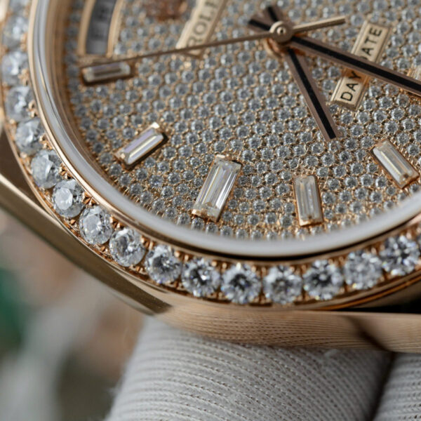 ĐỒNG HỒ ROLEX DAY-DATE BỌC VÀNG 18K CHẾ TÁC MẶT SỐ MOISSANITE 40MM (1)