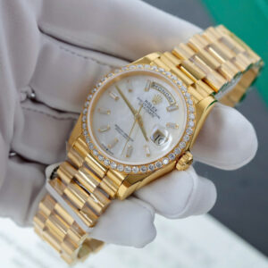 ĐỒNG HỒ ROLEX DAY-DATE MẶT SỐ XÀ CỪ CHẾ TÁC KIM CƯƠNG MOISSANITE BAGUETTE 36MM (1)
