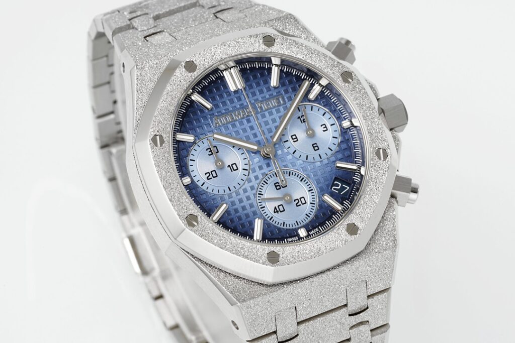 DONG HO AUDEMARS PIGUET ROYAL OAK 26240 REP FROSTED MAT SO MAU XANH APS FACTORY 41MM 7