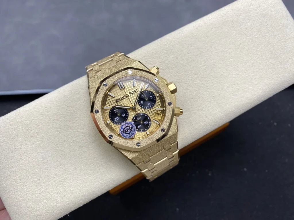 DONG HO AUDEMARS PIGUET ROYAL OAK 26240 REPLICA 11 FROSTED GOLD MAT SO VANG DEN APS FACTORY 41MM 7