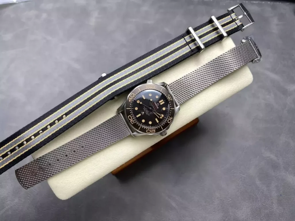 DONG HO OMEGA SEAMASTER JAMES BOND 007 NO TIME TO DIE CHE TAC CAO CAP TITANIUM VS FACTORY 42MM 9