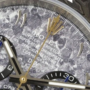 DONG HO ROLEX DIW DAYTONA REPLICA 11 VO CARBON XANH MAT SO XAM DAY VAI DIW FACTORY 40MM 6