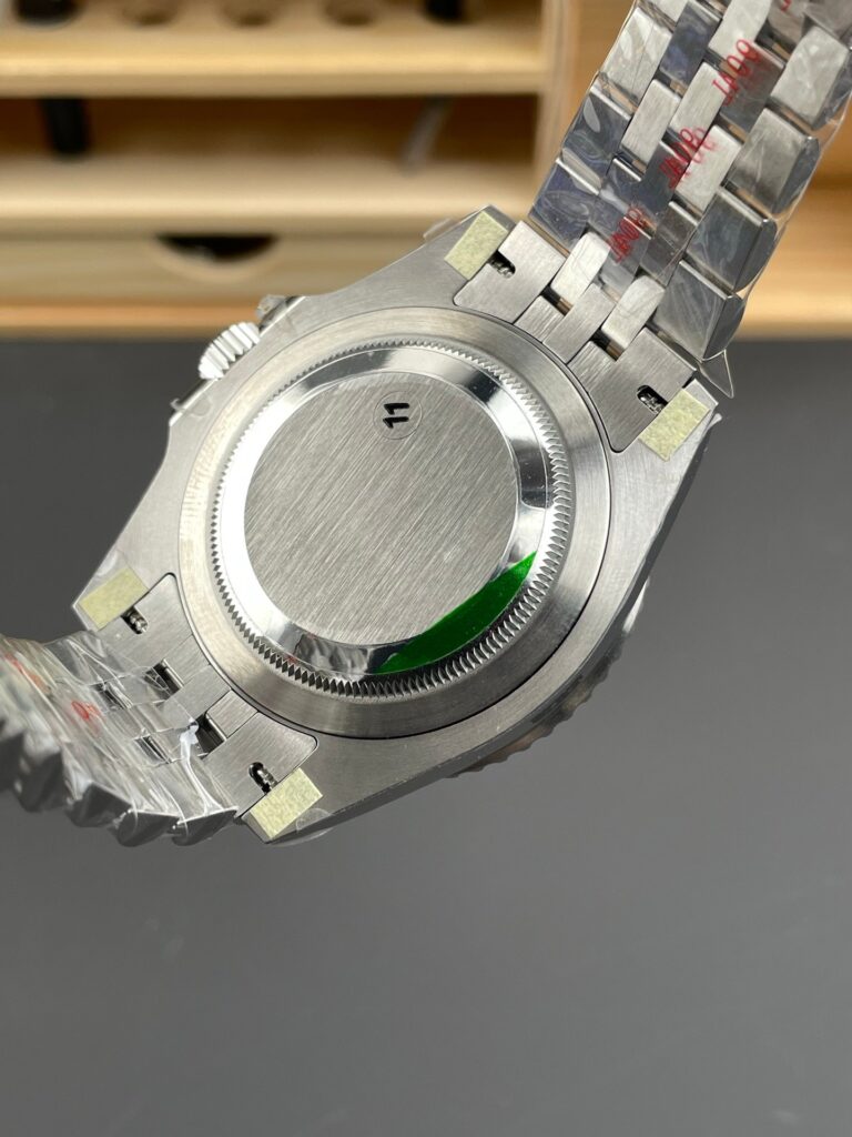 DONG HO ROLEX GMT MASTER II SPRITE REP 11 VIEN GOM XANH LA DEN VS FACTORY 40MM 5