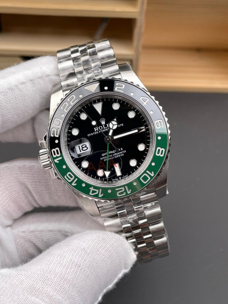 DONG HO ROLEX GMT MASTER II SPRITE REP 11 VIEN GOM XANH LA DEN VS FACTORY 40MM 7