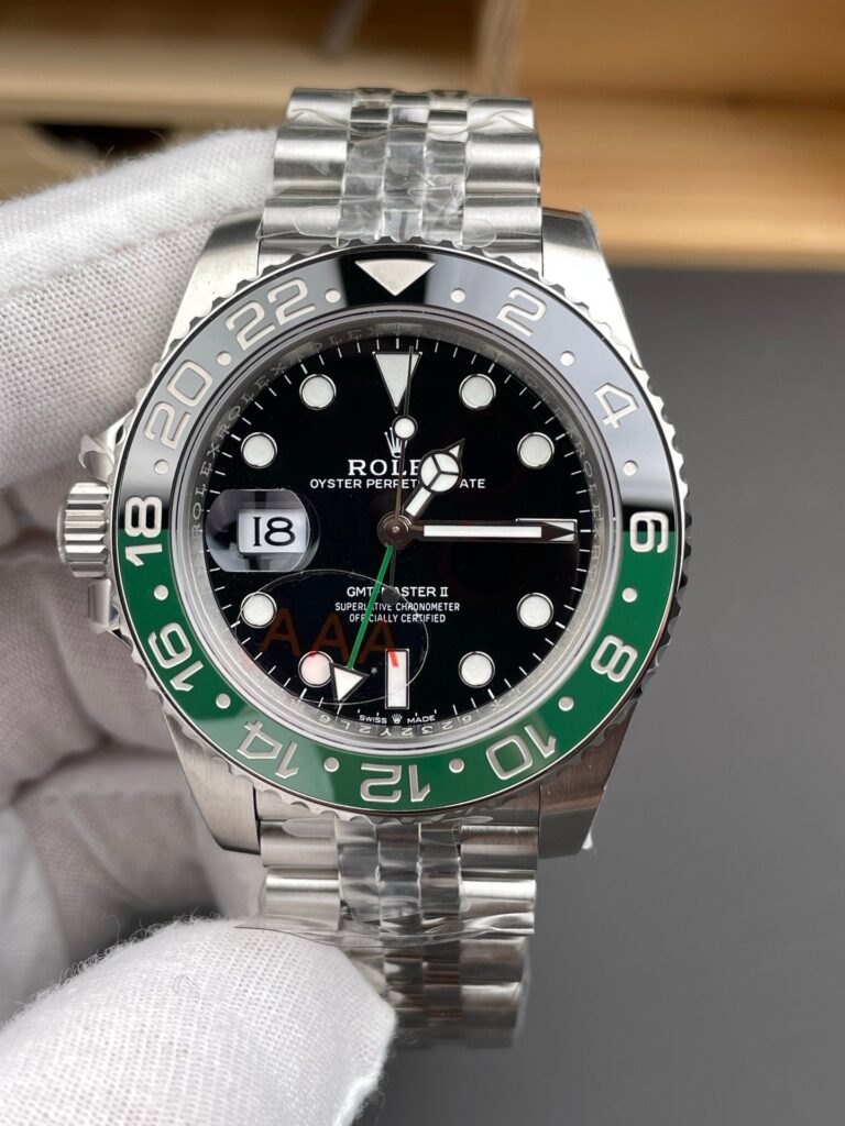 DONG HO ROLEX GMT MASTER II SPRITE REP 11 VIEN GOM XANH LA DEN VS FACTORY 40MM 9