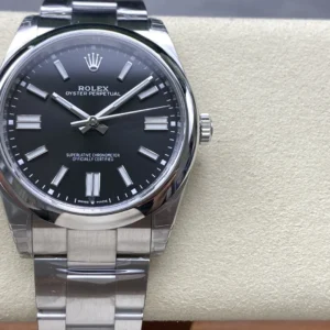 DONG HO ROLEX OYSTER PERPETUAL M124300 0002 REPLICA CAO CAP MAT SO MAU DEN 36 42MM 11