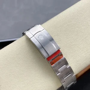 DONG HO ROLEX OYSTER PERPETUAL M124300 0007 REPLICA CAO CAP MAT SO MAU DO VS FACTORY 36MM 2