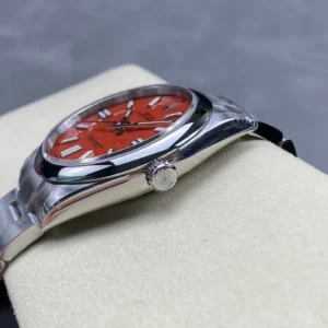 DONG HO ROLEX OYSTER PERPETUAL M124300 0007 REPLICA CAO CAP MAT SO MAU DO VS FACTORY 42MM 4
