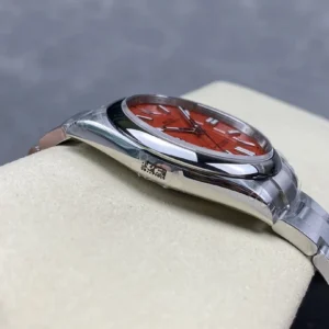 DONG HO ROLEX OYSTER PERPETUAL M124300 0007 REPLICA CAO CAP MAT SO MAU DO VS FACTORY 42MM 5