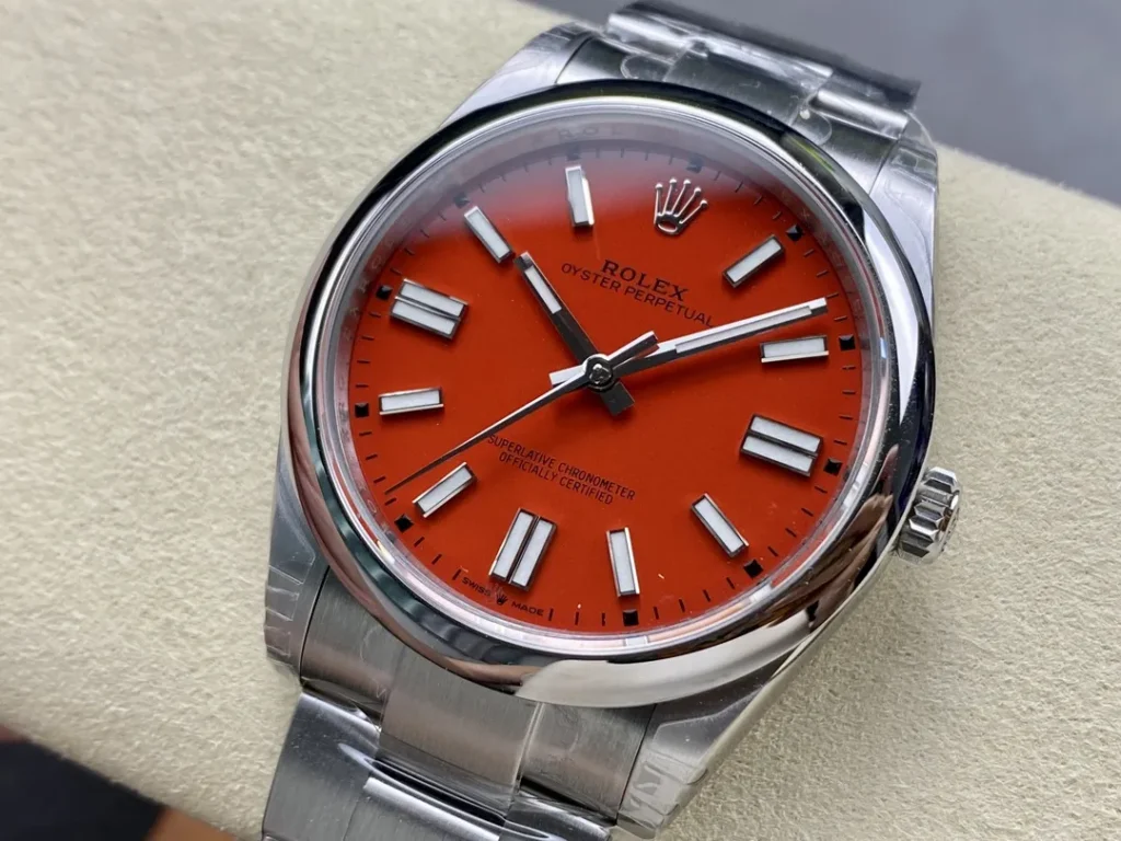 DONG HO ROLEX OYSTER PERPETUAL M124300 0007 REPLICA CAO CAP MAT SO MAU DO VS FACTORY 42MM 7