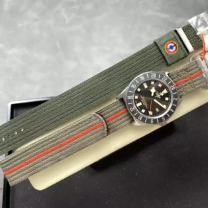 DONG HO TUDOR PELAGOS GMT REPLICA 11 VO TITANIUM MAT SO MAU DEN DAY VAI 42MM 7