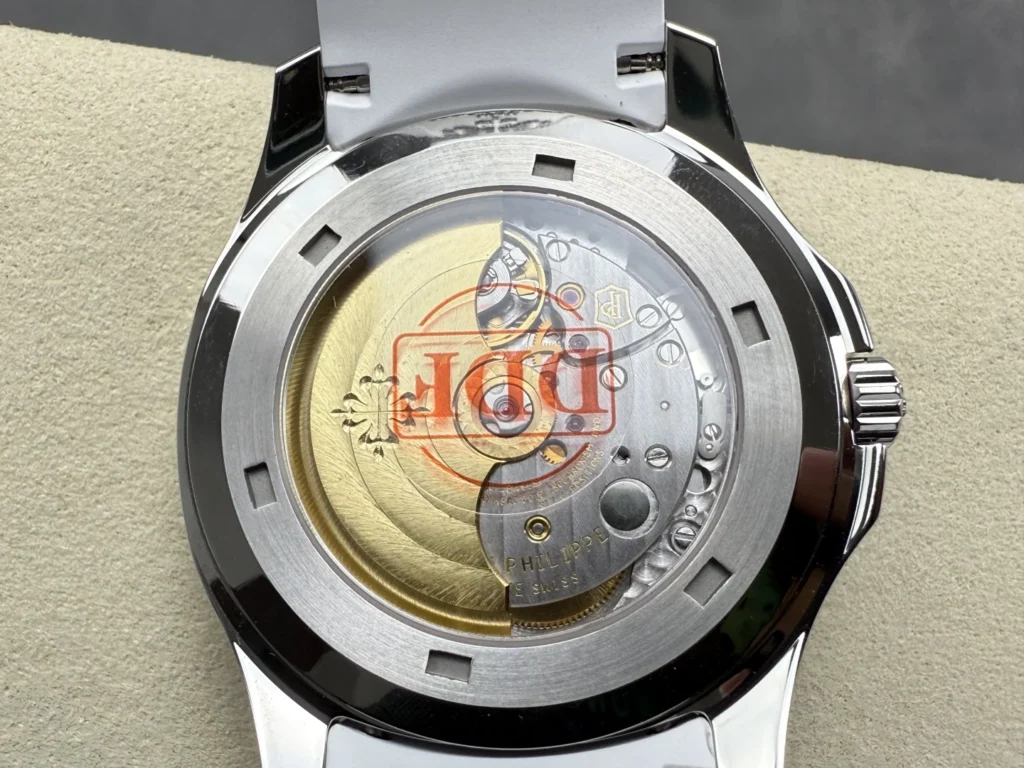 DONG HO PATEK PHILIPPE AQUANAUT 5167 CHE TAC MAT XAM TINH CHINH DAY CAO SU TRANG AUTOMATIC 40MM 10