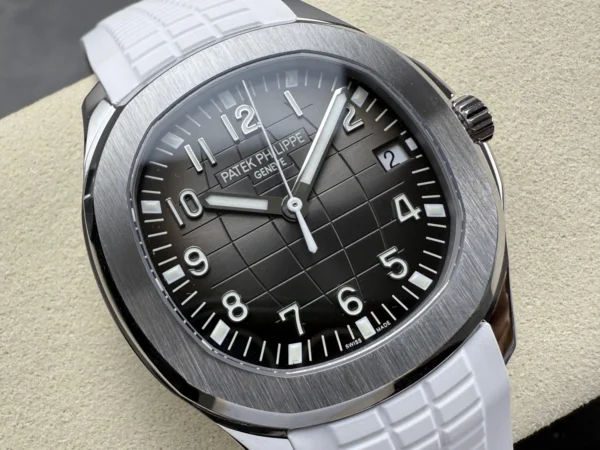 DONG HO PATEK PHILIPPE AQUANAUT 5167 CHE TAC MAT XAM TINH CHINH DAY CAO SU TRANG AUTOMATIC 40MM 11