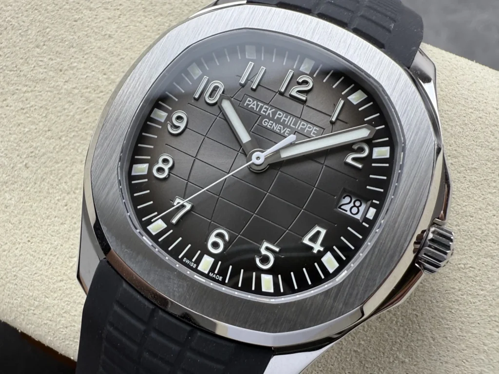 DONG HO PATEK PHILIPPE AQUANAUT 5167 REPLICA 11 MAT XAM TINH CHINH DAY CAO SU DEN 40MM 8