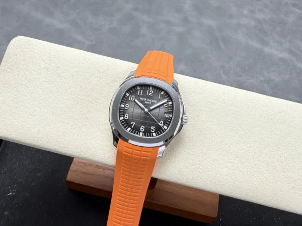DONG HO PATEK PHILIPPE AQUANAUT 5167 REPLICA 11 MAT XAM TINH CHINH DAY CAO SU DO AUTOMATIC 40MM 10