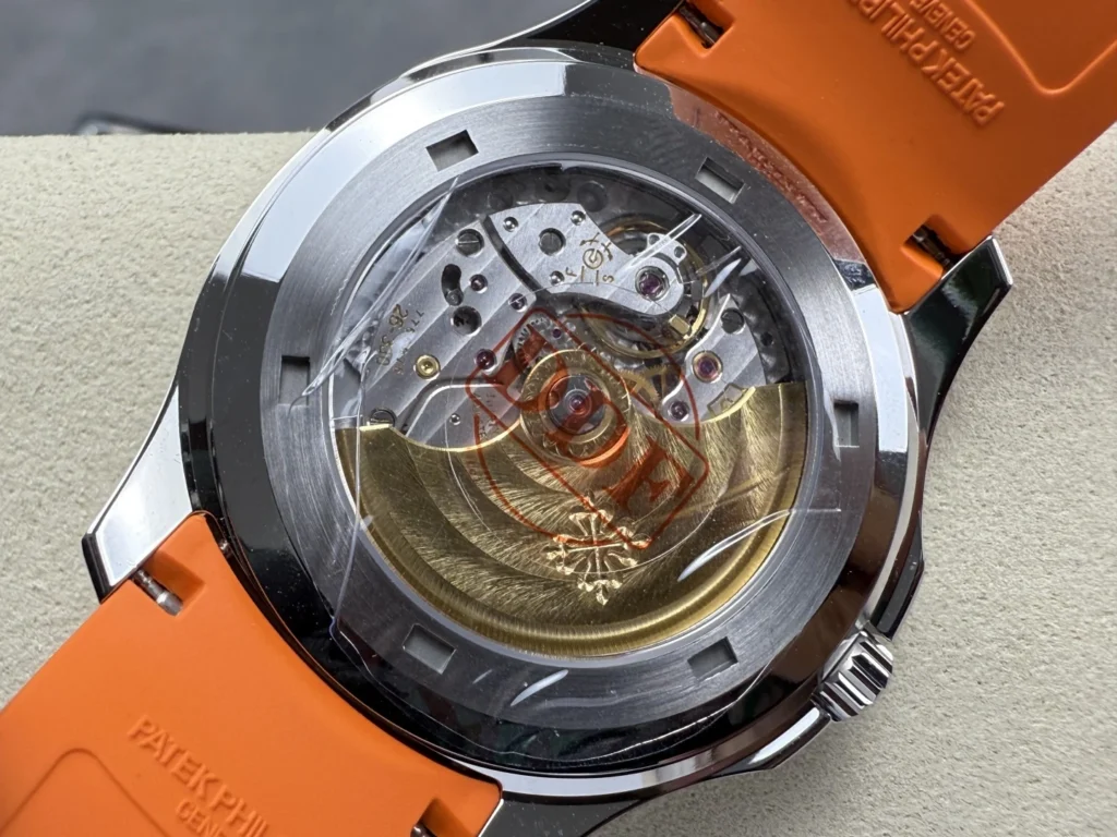 DONG HO PATEK PHILIPPE AQUANAUT 5167 REPLICA 11 MAT XAM TINH CHINH DAY CAO SU DO AUTOMATIC 40MM 5