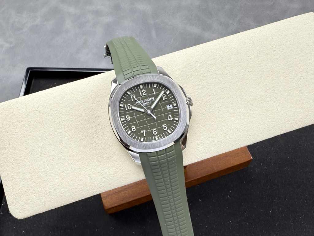 DONG HO PATEK PHILIPPE AQUANAUT 5168G CHE TAC CAO CAP MAT XANH LA TINH CHINH DAY CAO SU 42MM 10