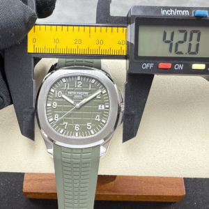 DONG HO PATEK PHILIPPE AQUANAUT 5168G CHE TAC CAO CAP MAT XANH LA TINH CHINH DAY CAO SU 42MM 2