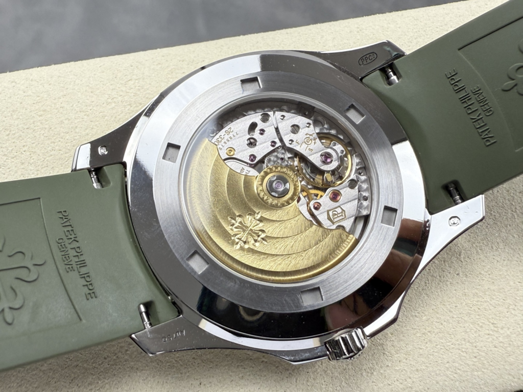 DONG HO PATEK PHILIPPE AQUANAUT 5168G CHE TAC CAO CAP MAT XANH LA TINH CHINH DAY CAO SU 42MM 4