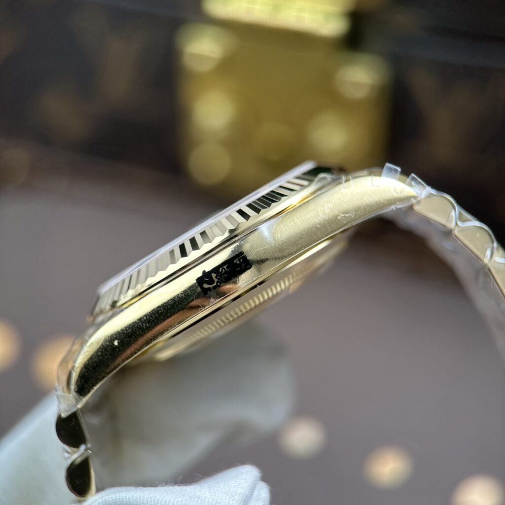 ROLEX DAY DATE M128238 0130 BEST REPLICA WATCHES GOLD PLATE GREEN DIAL BAGUETTE HOURS MOVEMENT CALIBRE 3255 SUPER CLONE RC FACTORY 40MM 5